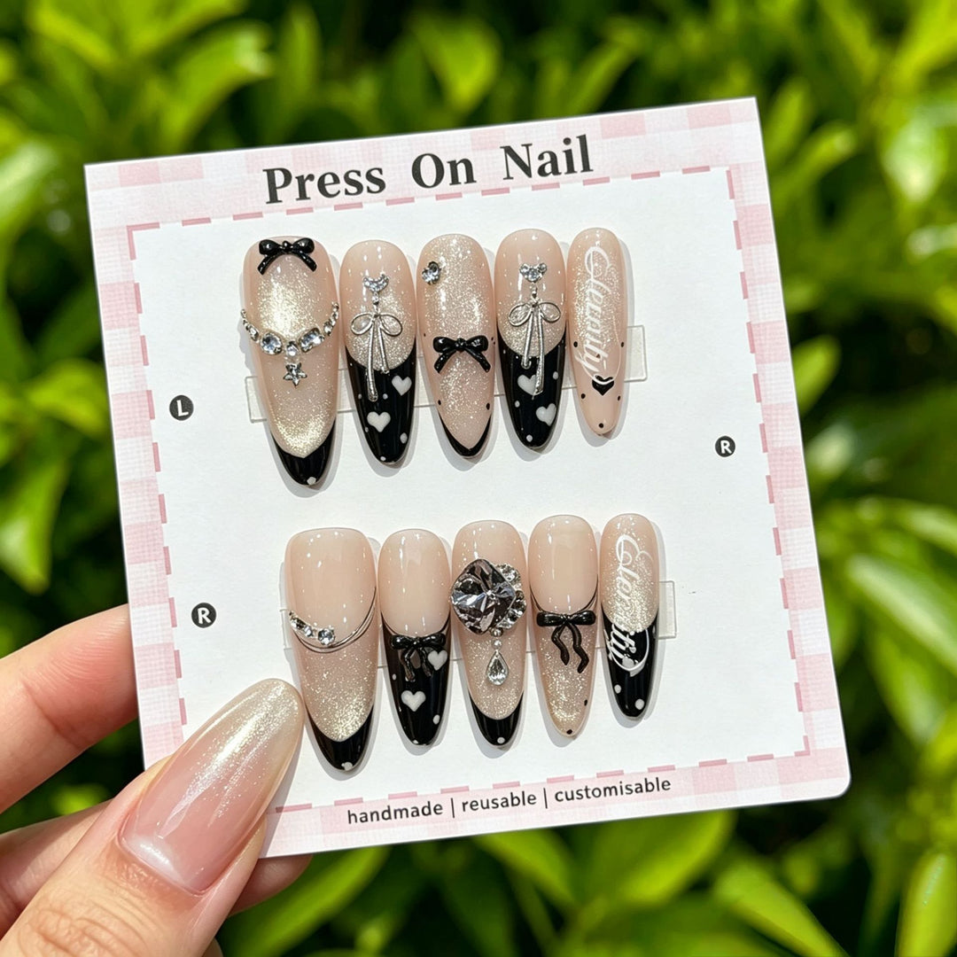 Customizable Artistic Press-On Nail Design