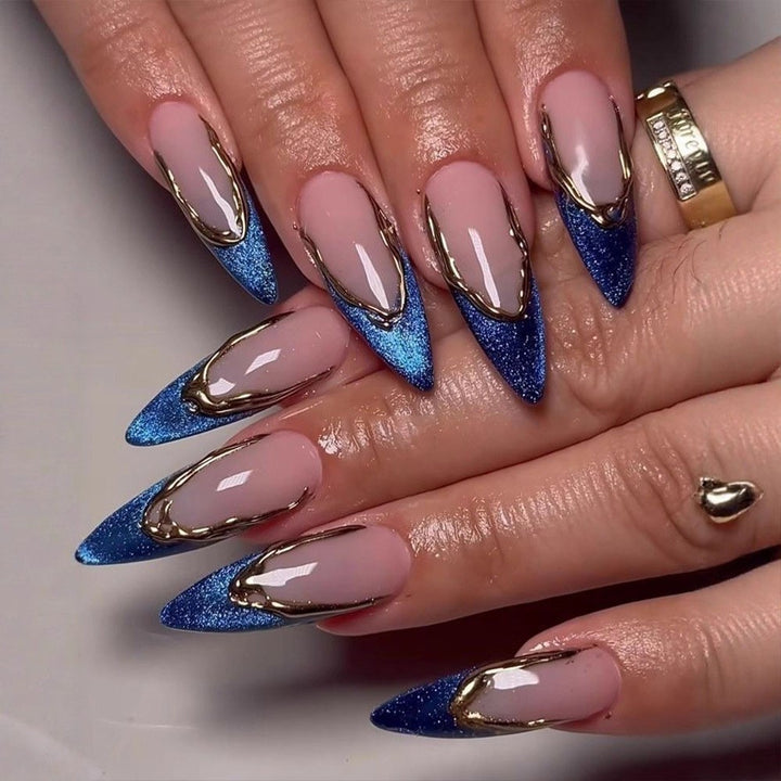 Artificial nails with polka dots Kalsten