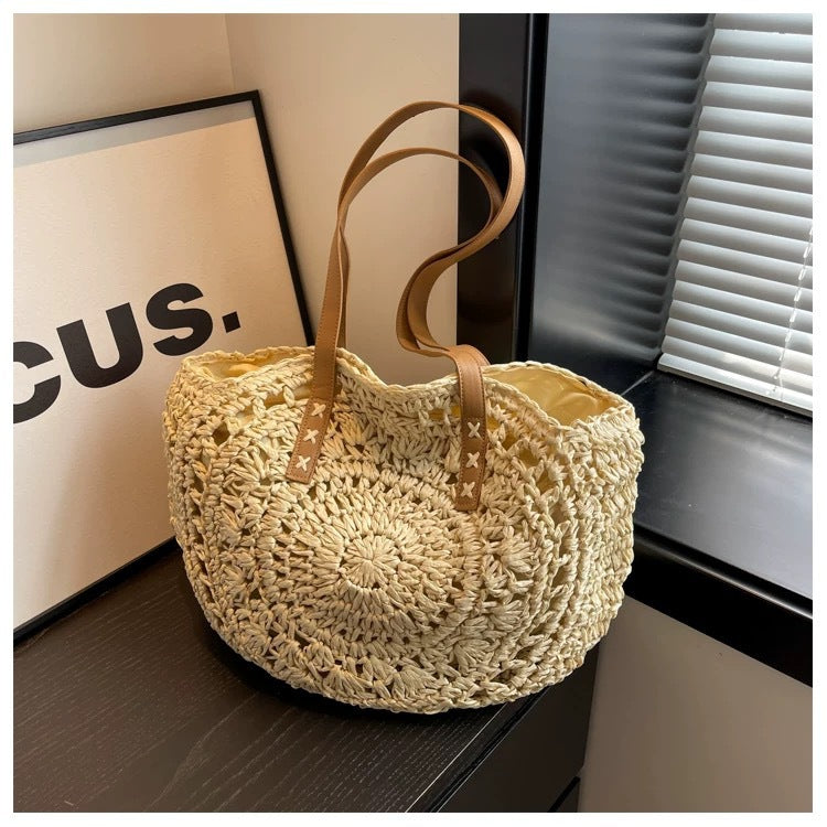 Round-woven beach bag with leather handles Kalsten