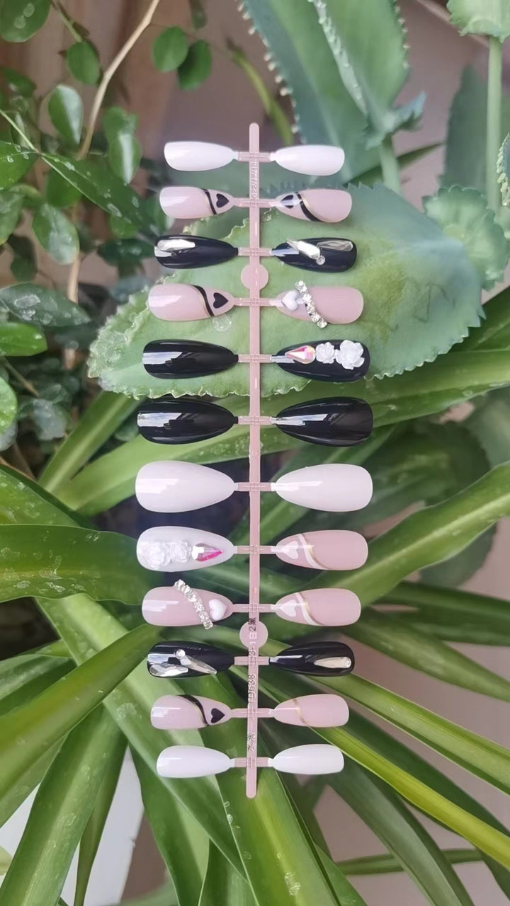 Premium Decorative Press-On Nail Set Kalsten