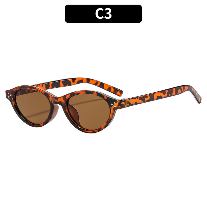 Retro Cat-Eye Sunglasses Fashionable Style