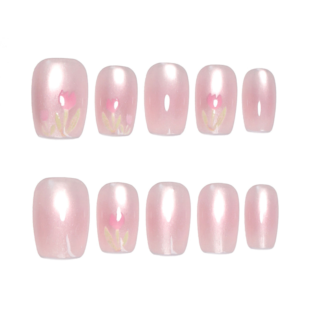 Artificial nail art with floral decorations Kalsten