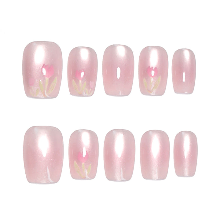 Artificial nail art with floral decorations Kalsten