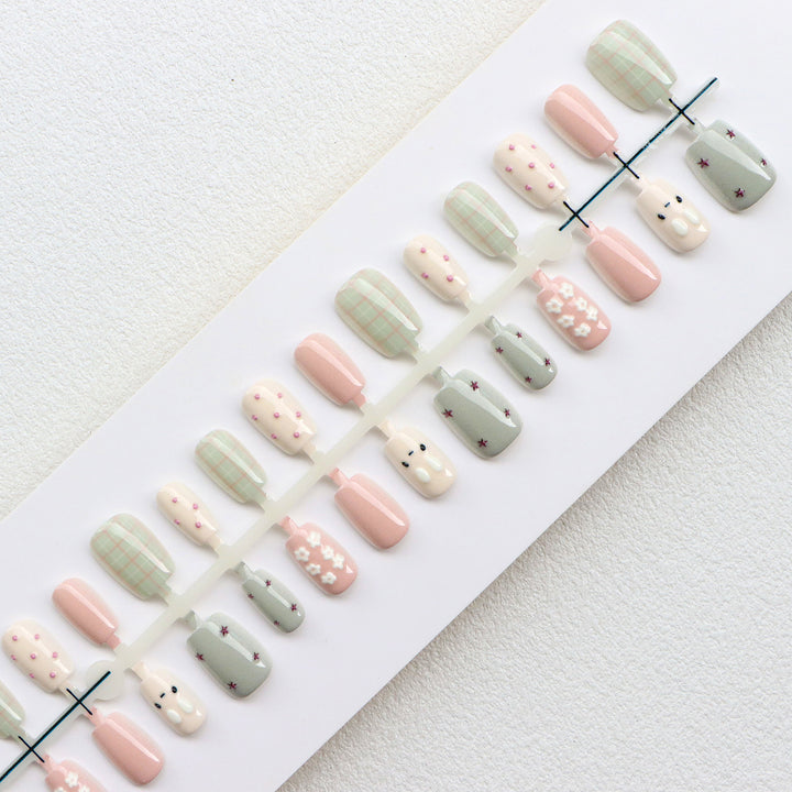 Creative Themed Press-On Nail Art Set Kalsten