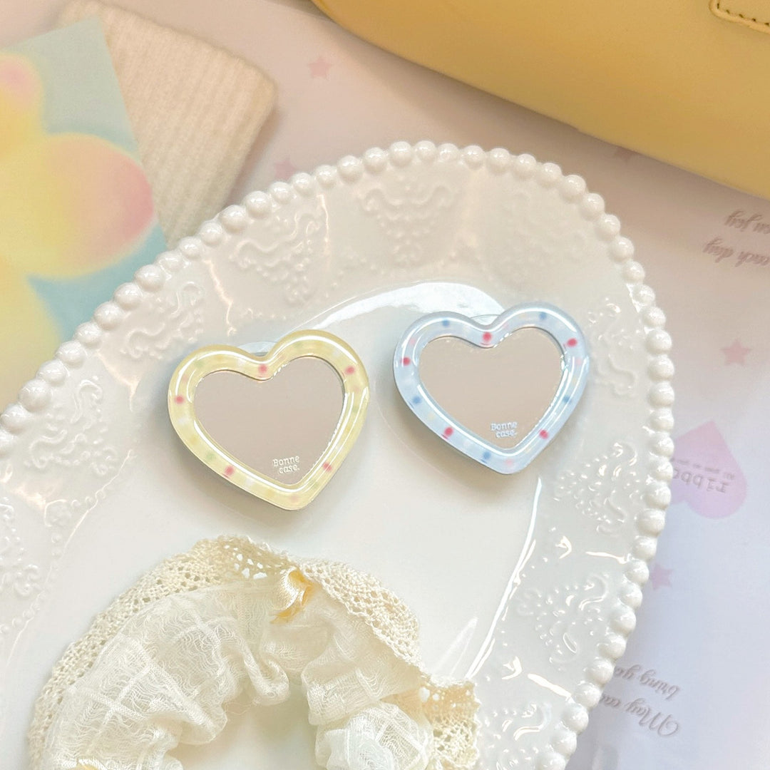 Hand mirror in heart-shaped design Kalsten
