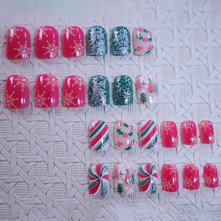 Festive Holiday Themed Nail Art Kalsten