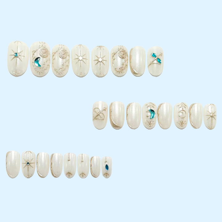 Artificial nails with noble glitter accents and symbol motif Kalsten