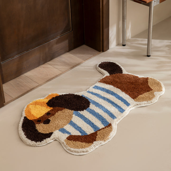 Playful tufted dog rug made of chenille with non-slip underside Kalsten