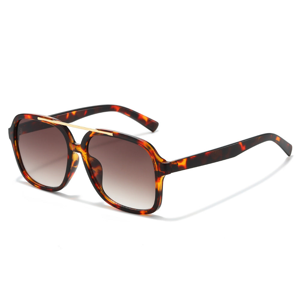 Retro-Inspired Tortoiseshell Sunglasses Kalsten