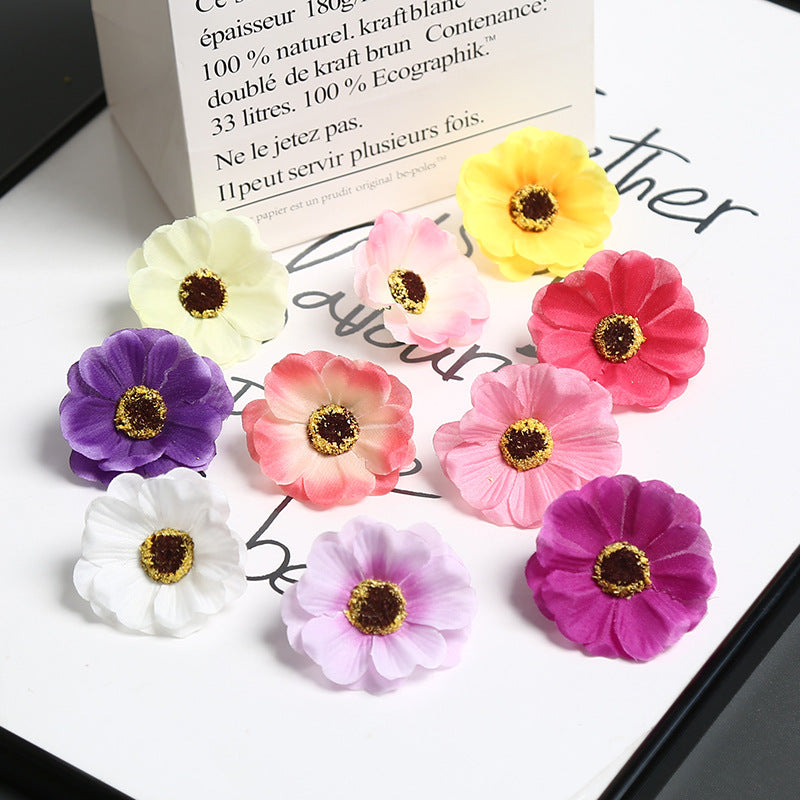 Decorative Floral Brooch for Decorative Wear