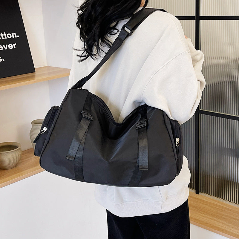 Versatile Compartmentalized Travel Tote Kalsten