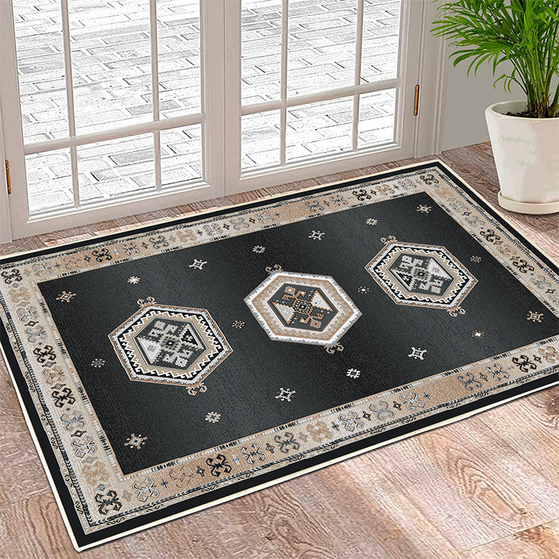 Vintage-Inspired Floral Area Rug Kalsten