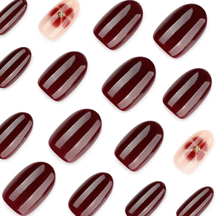Artfully designed nail art Kalsten