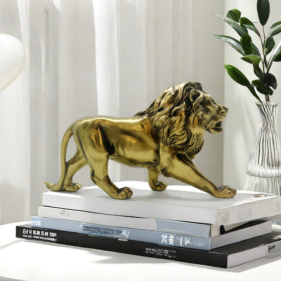 Decorative lion figurine in modern style Kalsten