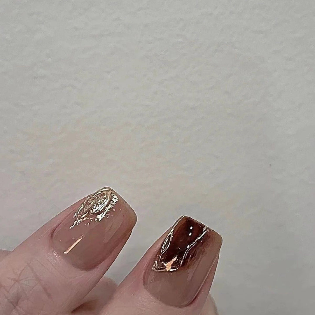 Premium Decorative Press-On Nail Art Set Kalsten