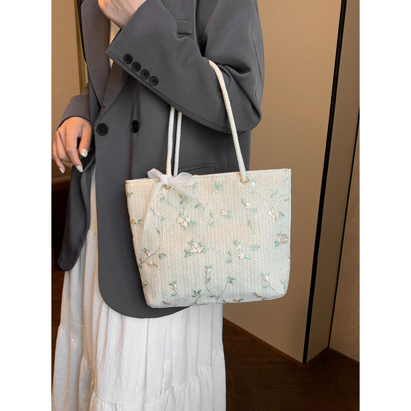 WoEmbroidered Straw Tote Bag Kalsten