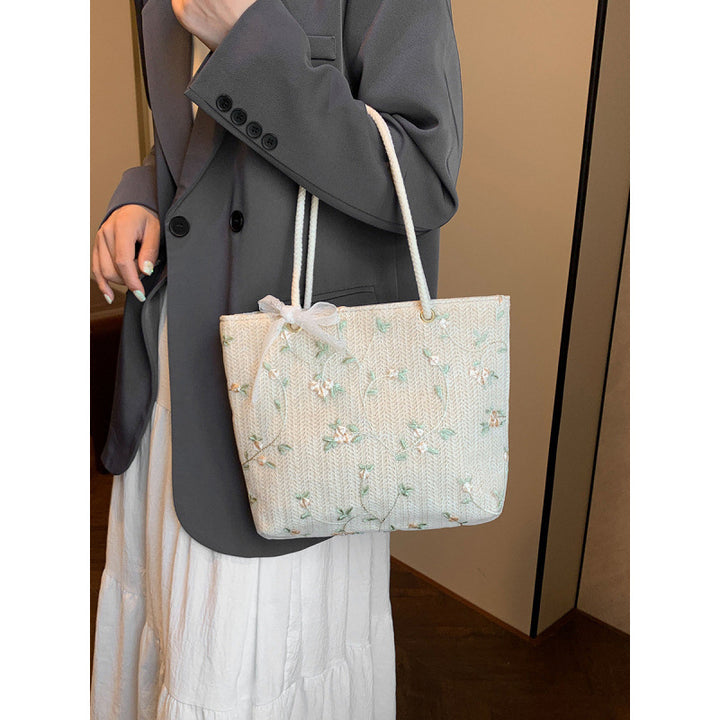 WoEmbroidered Straw Tote Bag Kalsten