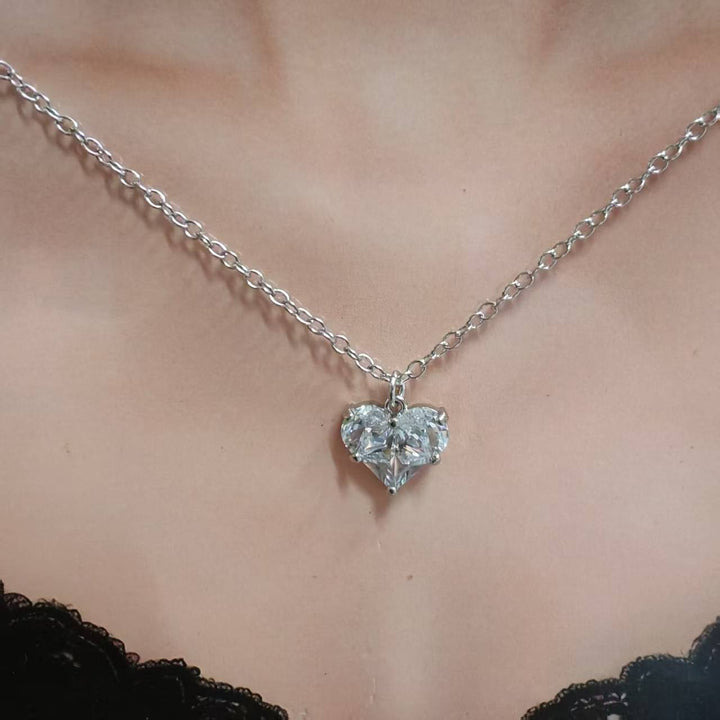 Heart-Shaped Crystal Pendant Necklace Kalsten