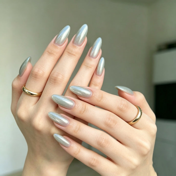 Almond-Shaped Metallic Press-On Nail Set Kalsten