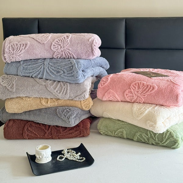 Women's Decorative Butterfly Pattern Throw Blanket
