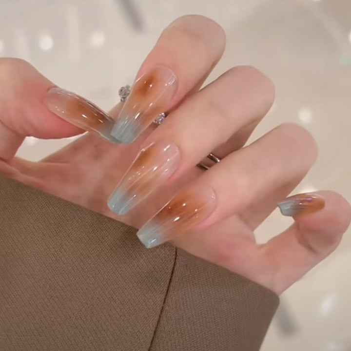 Stylish Press-On Nail Set with Elegant Floral Accents Kalsten