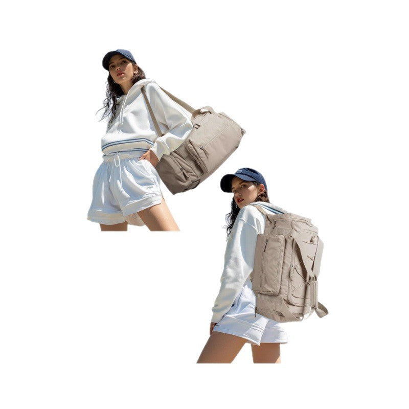 Versatile sports and travel bag with adjustable straps Kalsten