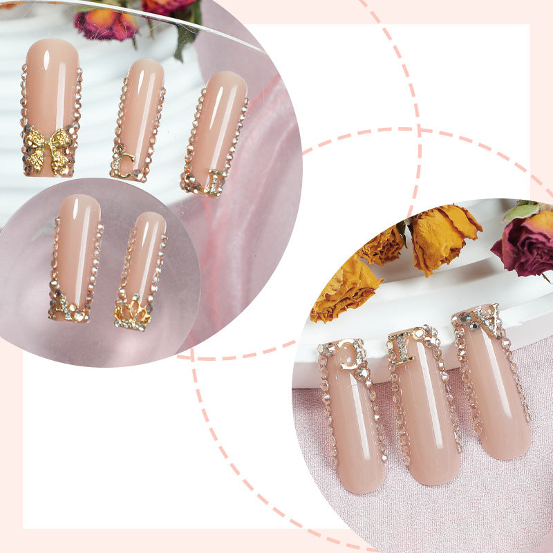 Nail set with elegant rhinestone details Kalsten