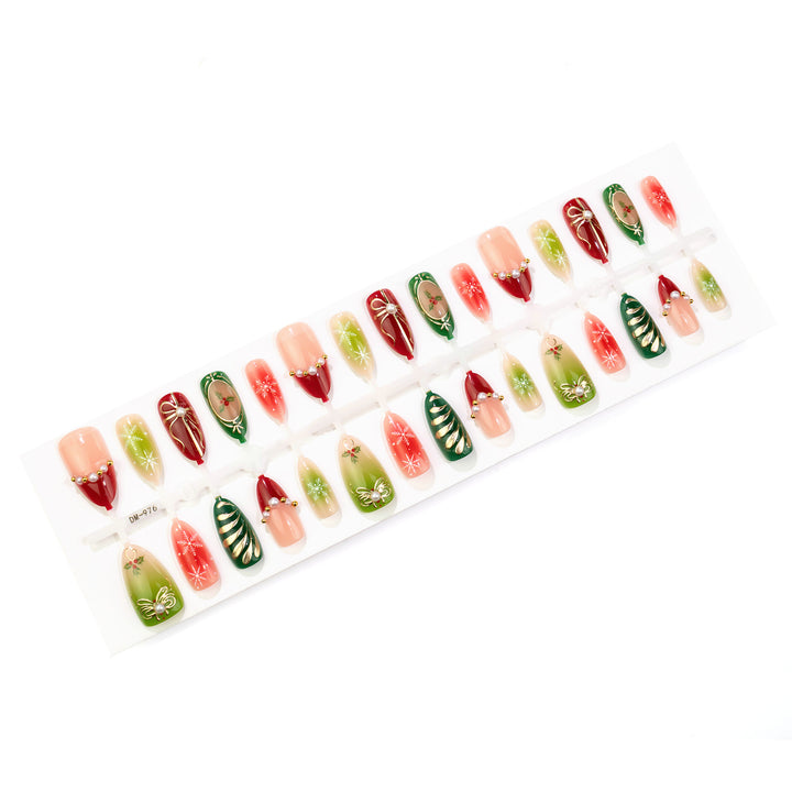 Holiday-Themed Press-On Nail Art Set 1790738720