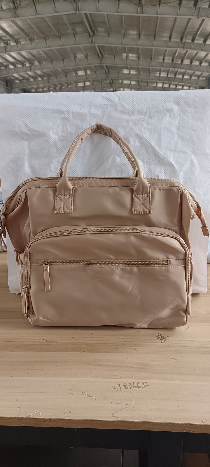 Versatile Multi-Function Tote Kalsten