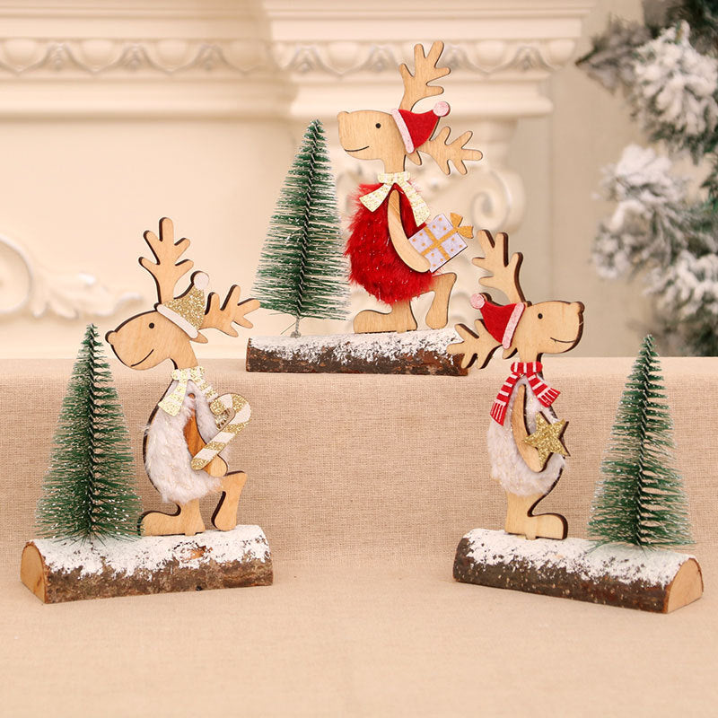 Decorative Wooden Reindeer Figurine Kalsten