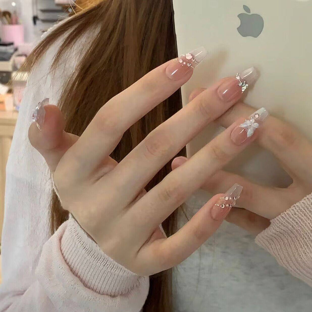 Elegant Floral-Embellished Press-On Nail Extensions Kalsten
