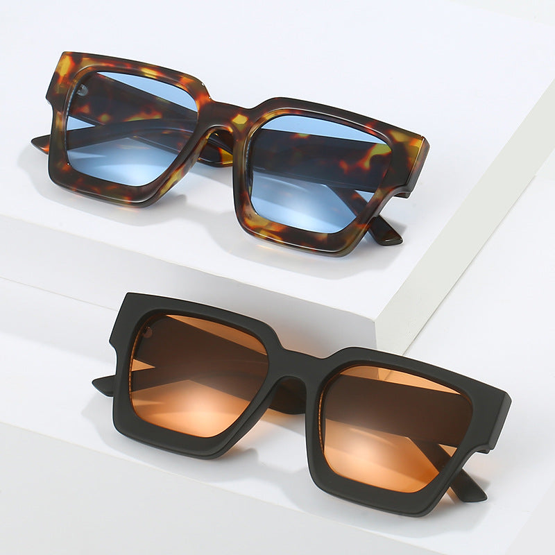 Stylish Oversized Square Frame Sunglasses Kalsten