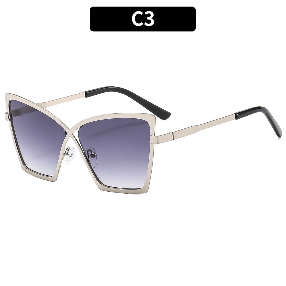 Luxurious Oversized Cat-Eye Sunglasses