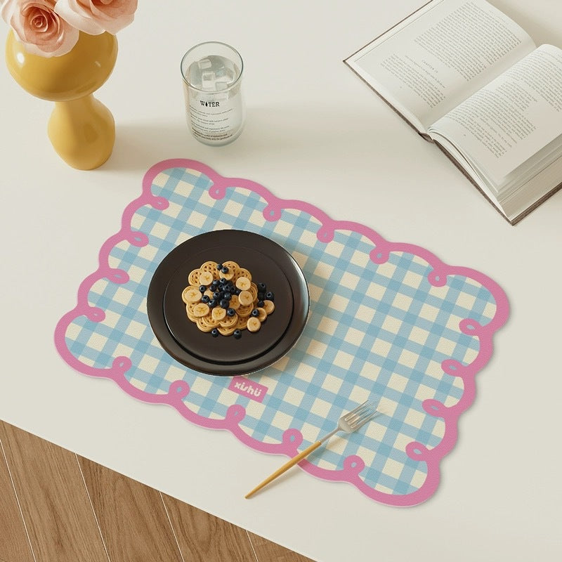 Scalloped Edge Dining Table Mat