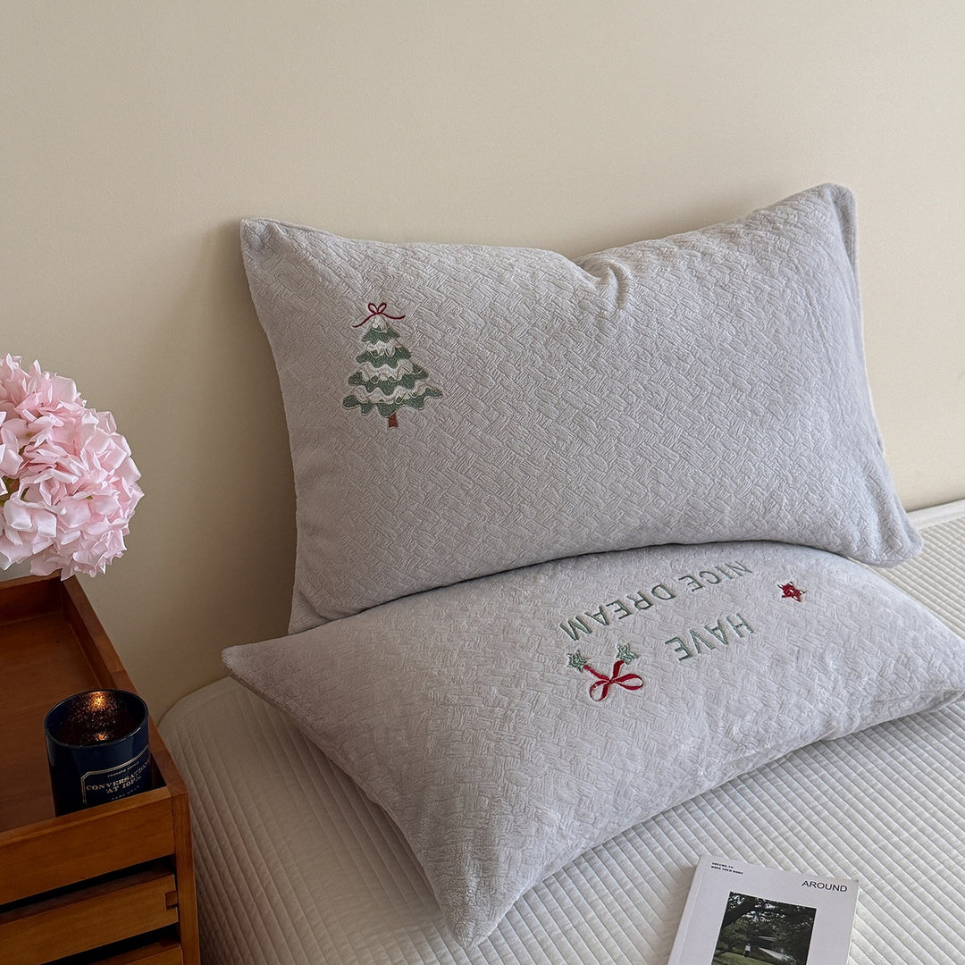 Quilted Pillowcase Set