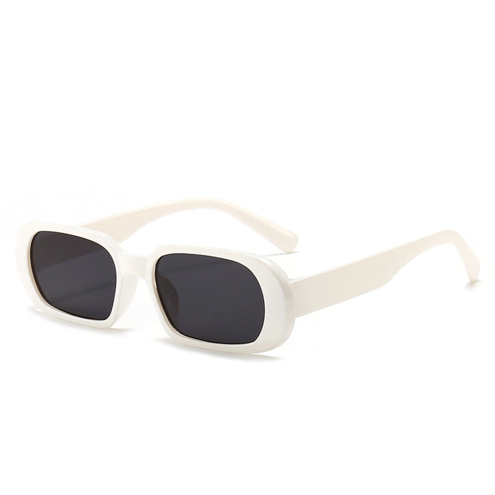 Fashionable Retro-Inspired Square Sunglasses