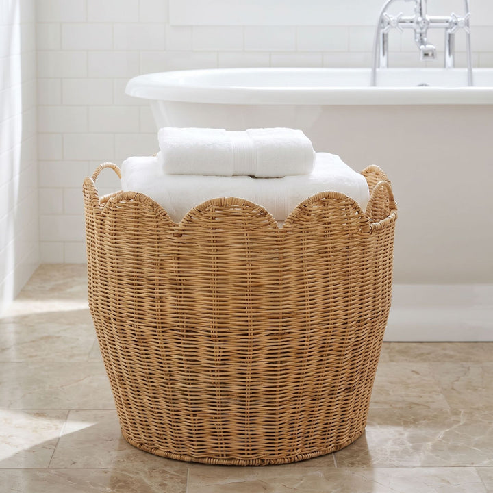 Stylish laundry basket with wave edge Kalsten