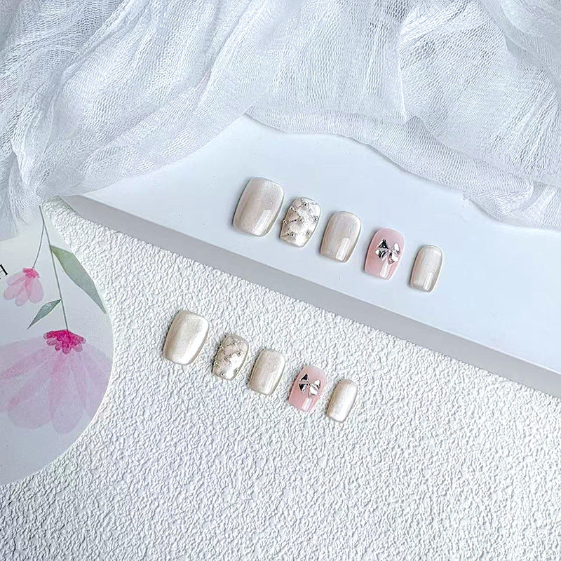 Elegant French Tip Press-On Nails Kalsten