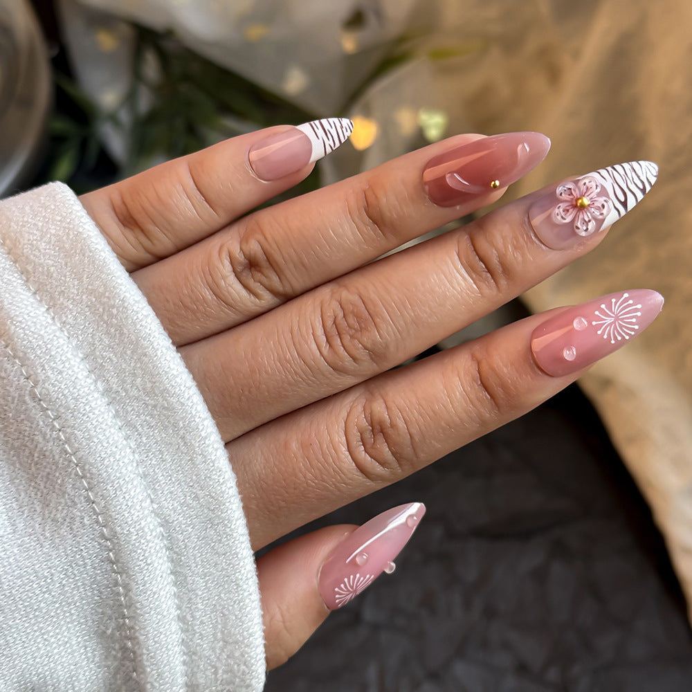 Elegant Floral Design Press-On Nails Kalsten