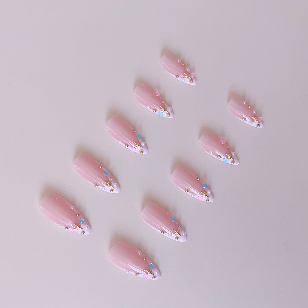 Artificial nail set with glamorous 3D decorations and sparkling rhinestones Kalsten