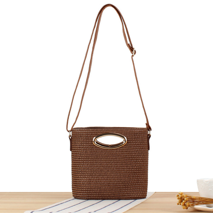 Shoulder bag made of hand-woven natural material with elegant ring closure Kalsten