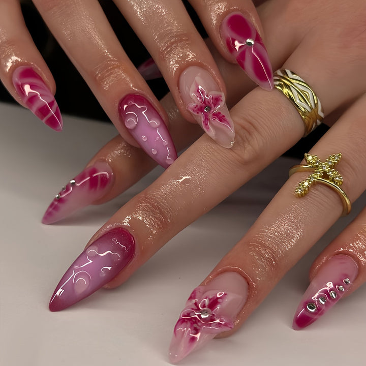 Decorative Press-On Nail Set Kalsten