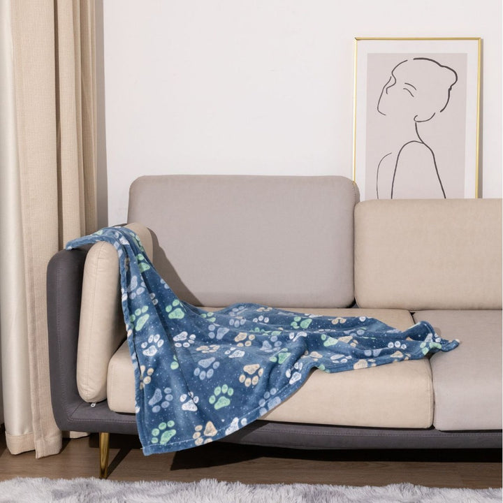 Cozy Fleece Throw Blanket