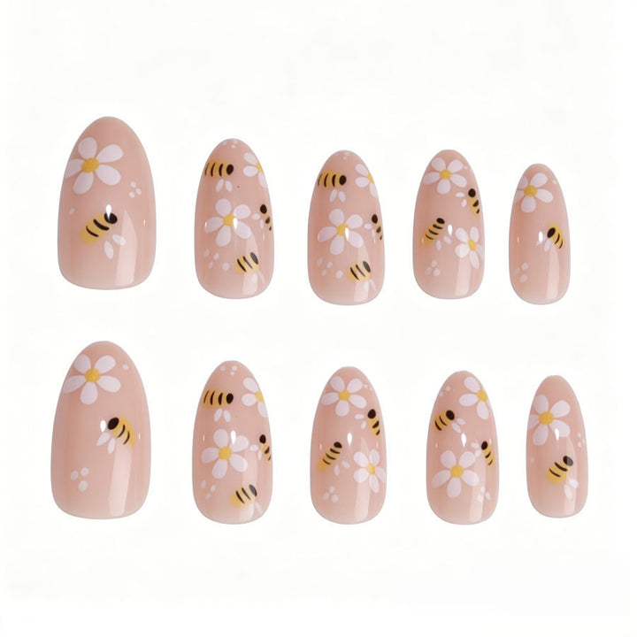 Artificial nail set with playful bee and flower design Kalsten