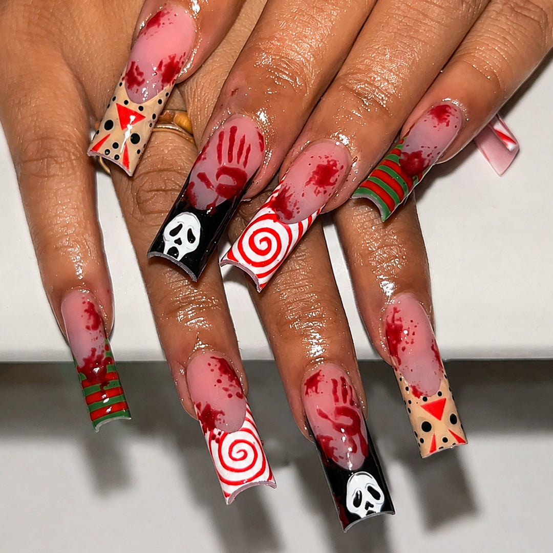Artistic Holiday-Themed Press-On Nail Set kalsten