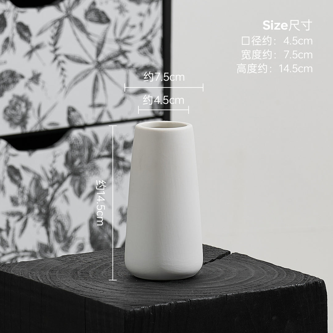 Decorative ceramic carafe Kalsten