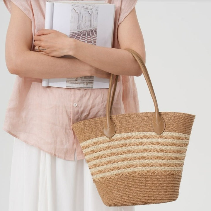 Elegant Shopping Bag Made of Woven Natural Material Kalsten