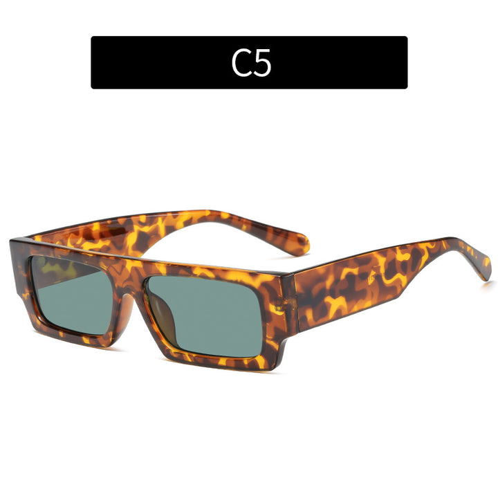 Fashion-Forward Retro-Inspired Rectangular Sunglasses