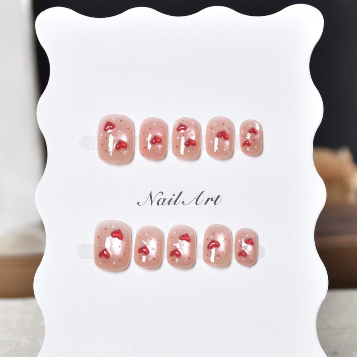 Innovative Heart-Themed Adhesive Nail Art Kalsten