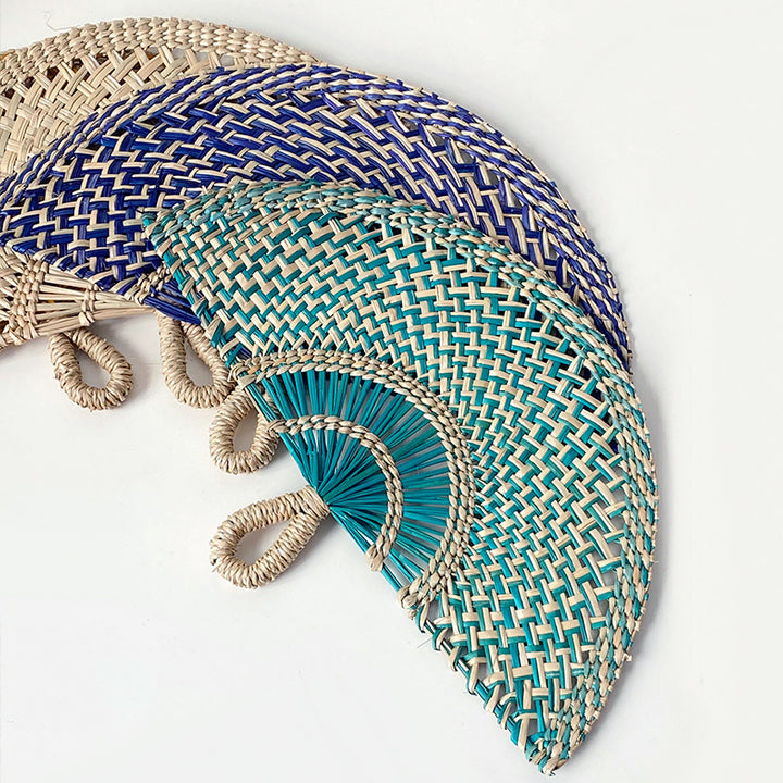 Handcrafted fan made of woven seagrass Kalsten